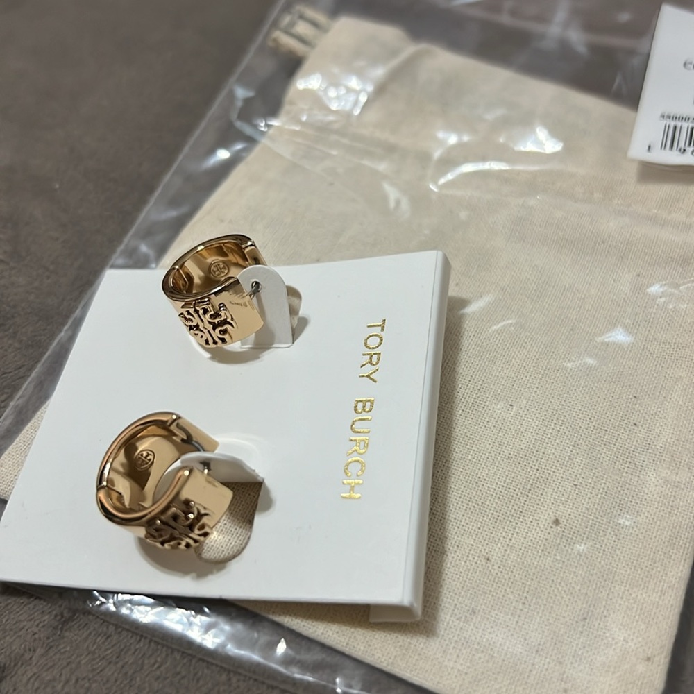 Tory Burch earrings gold